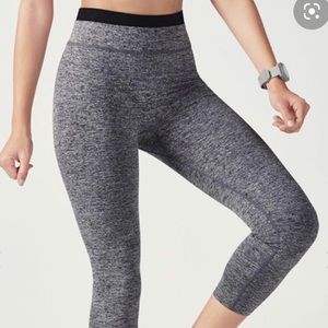 NWT Fabletics Demi Lovato